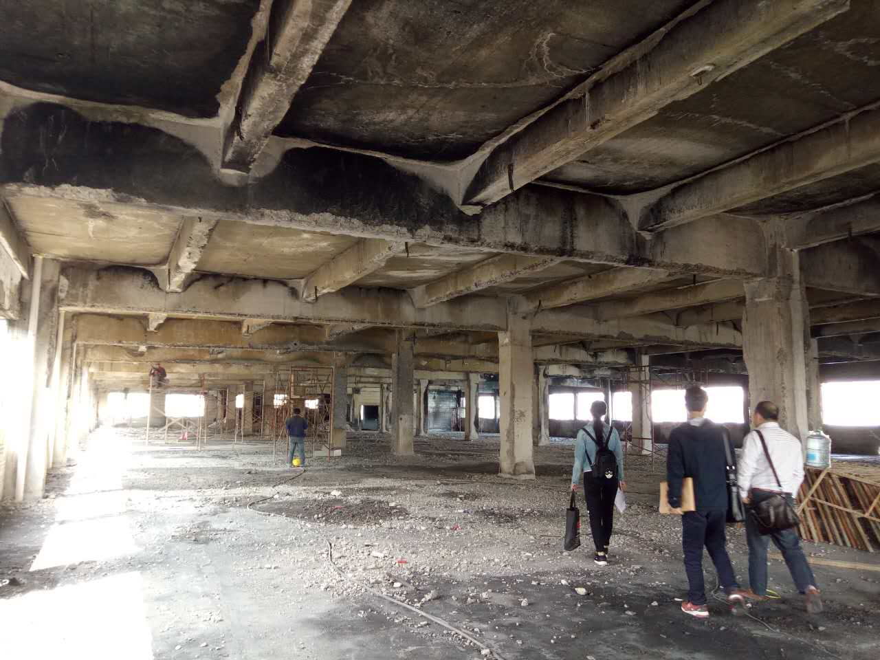 房屋建筑火灾后，需要通过房屋安全鉴定检测是否安全！